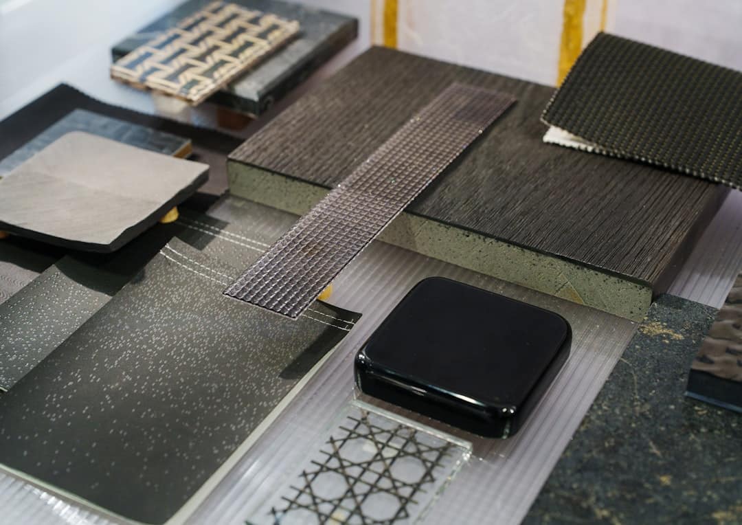 Photo smart materials